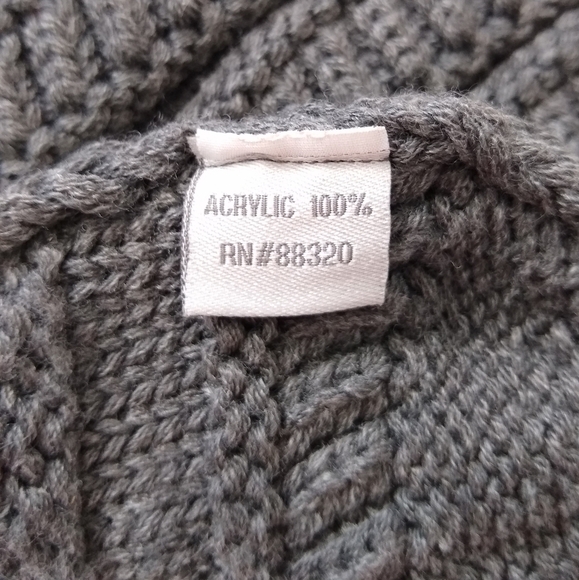 C.C Exclusive Classic Dark Grey Unisex Beanie Hat Cozy Warm One Size - Picture 6 of 8